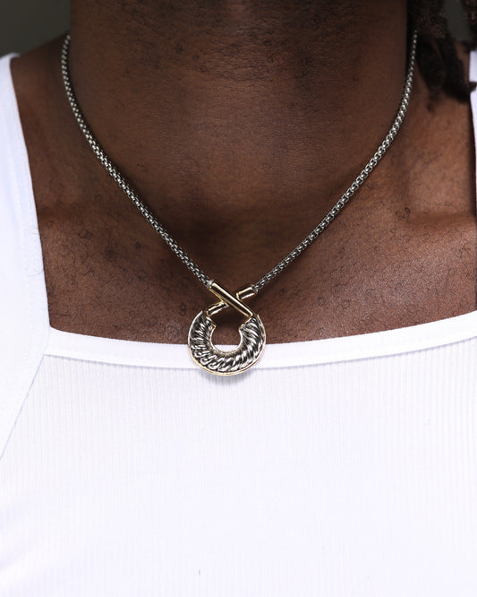 Horseshoe Necklace